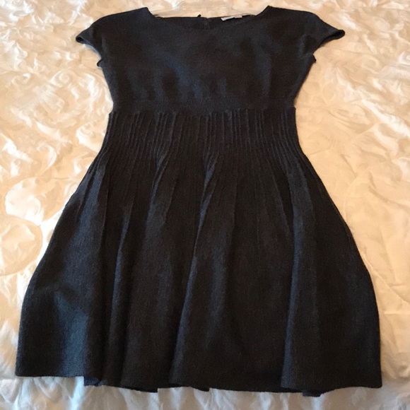 Loft Dress - Picture 3 of 12